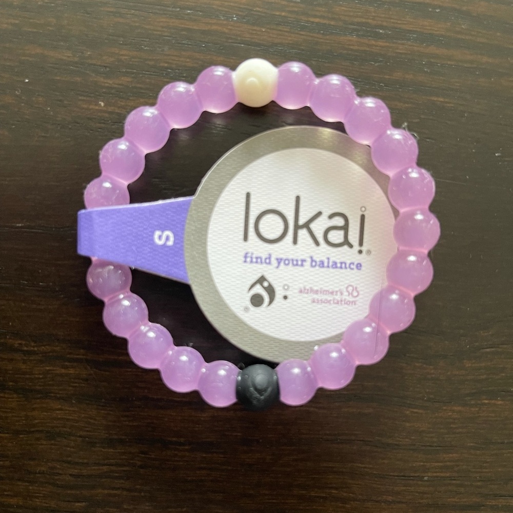 Alzheimer’s lokai
